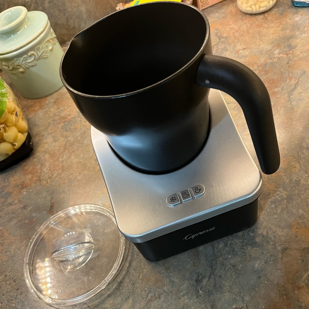 Capresso Black and Silver Milk Frother